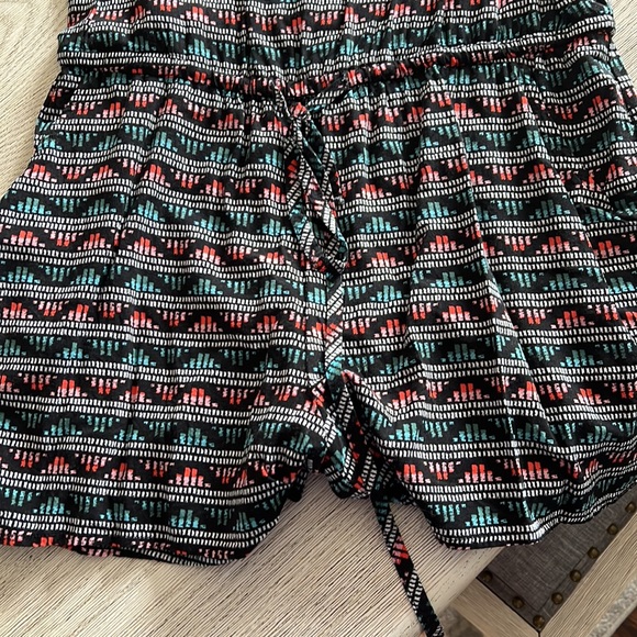 Old Navy Romper - Picture 3 of 5